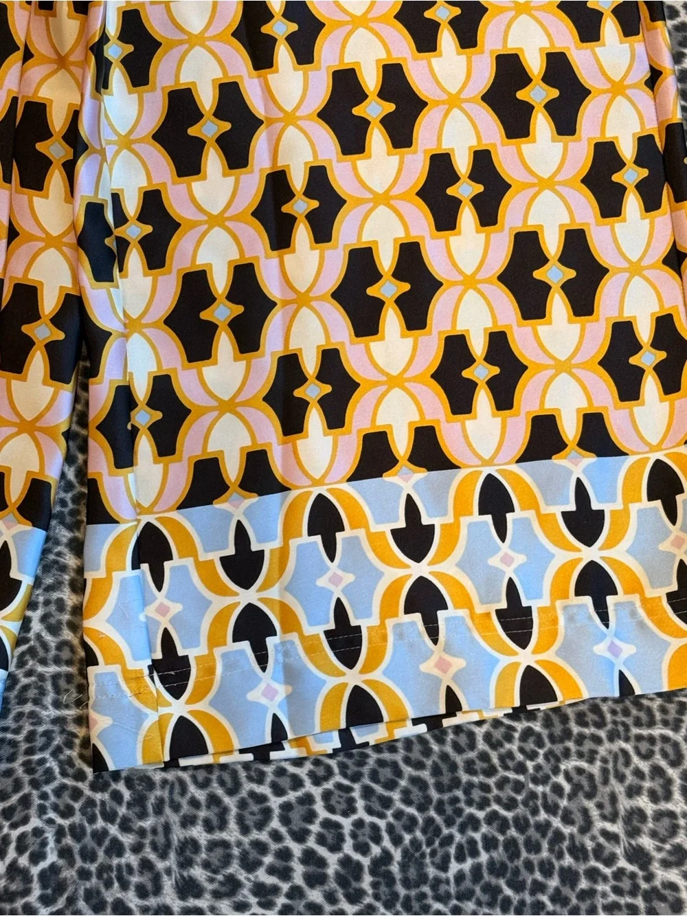 Bailey 44 Geometric Print Wide-Leg Pants in Black, Yellow, Pink & White S NWT - Picture 4 of 9